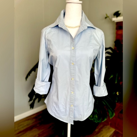 #7)  Calvin Klein  stretches Light blue button down shirt - Picture 7 of 7